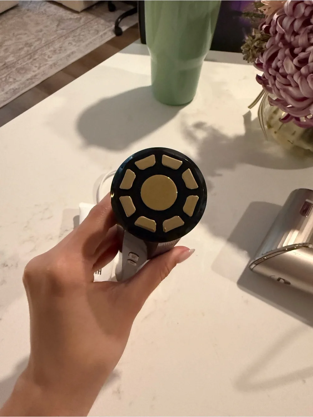 INIA black facial